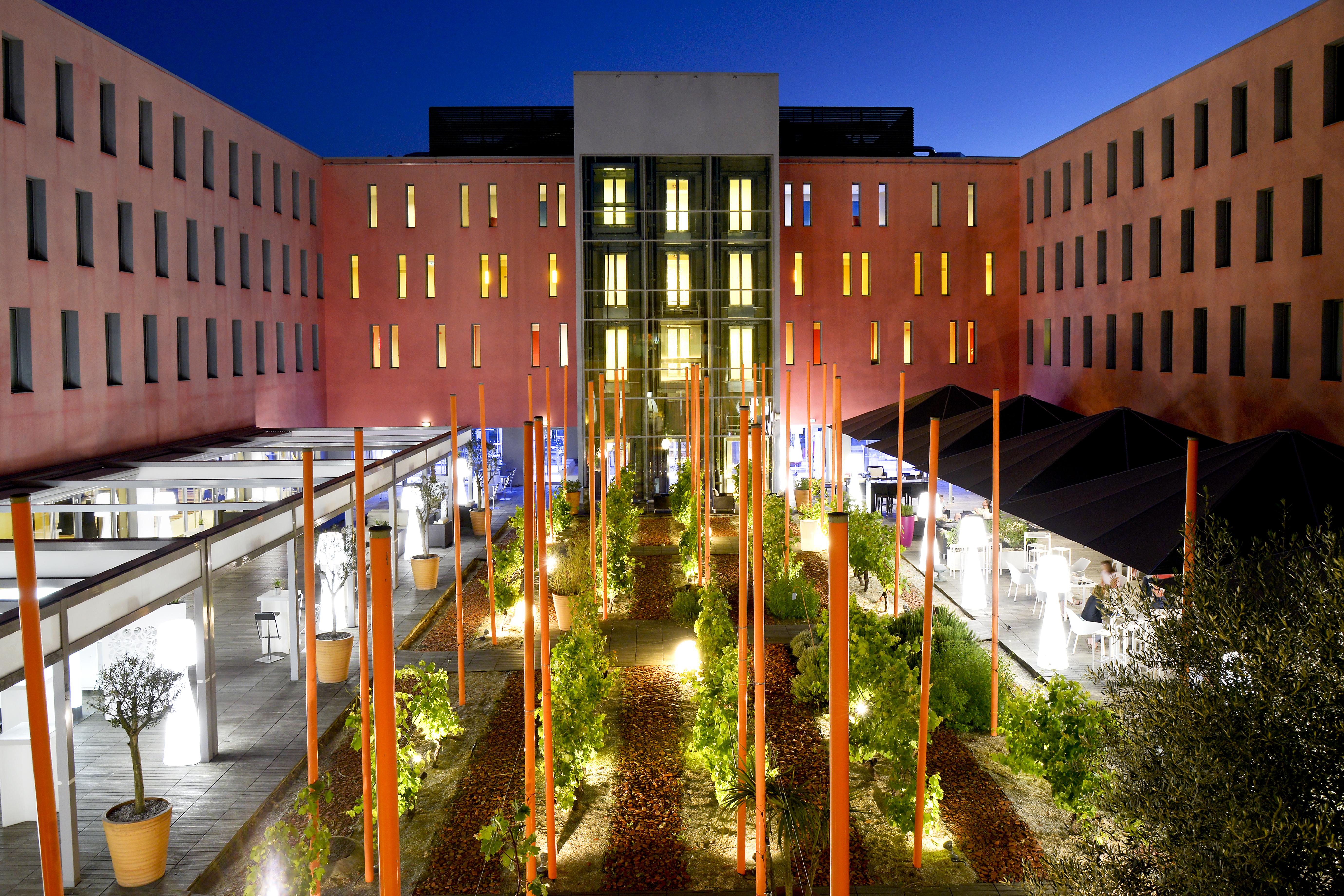 Radisson Blu Hotel Toulouse Airport Blagnac Exterior photo